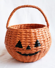 Load image into Gallery viewer, Water Hyacinth Pumpkin Candy Bowl with Handle

